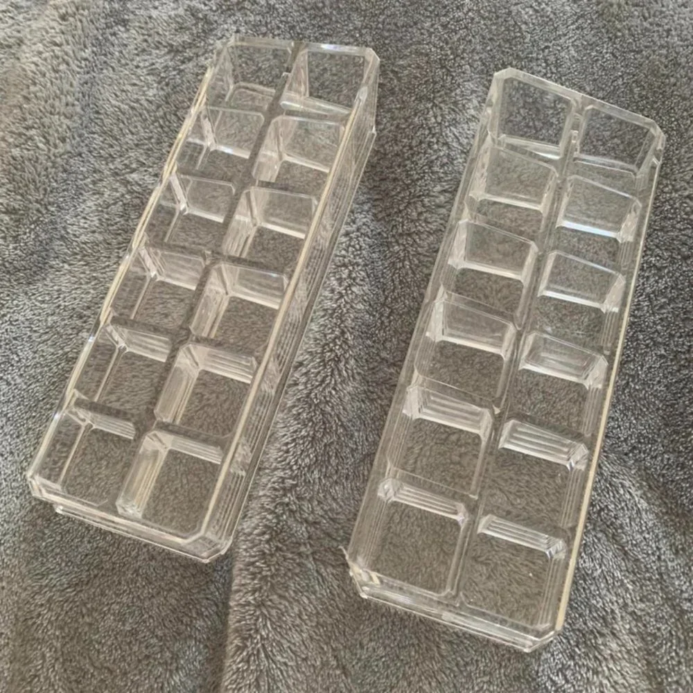 Lipstick Organizers!